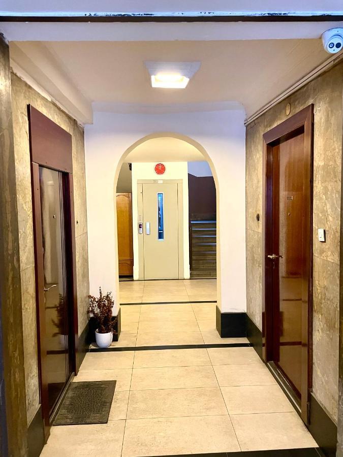 Triangle City Apartment 1 Belgrado Exterior foto